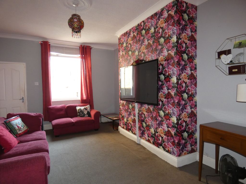 Lounge- click for photo gallery